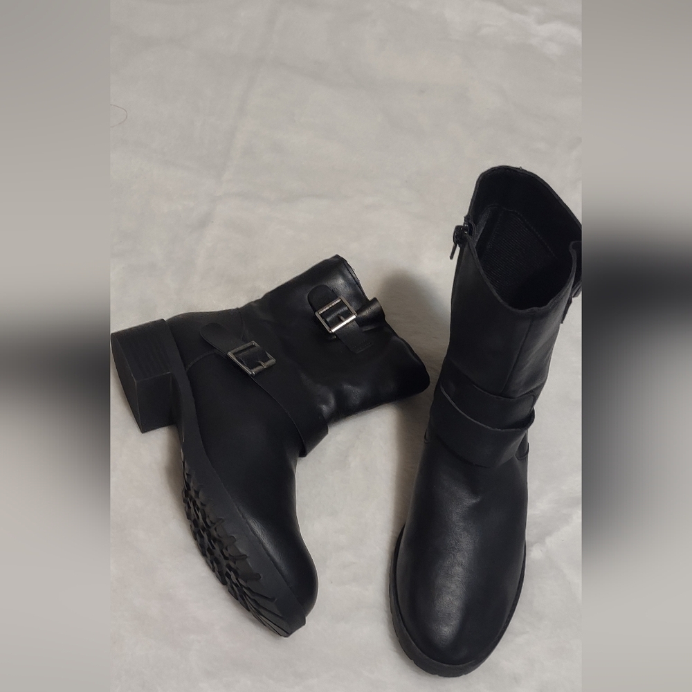 Style Co Boots for women size 8.5 - Picture 2 of 7